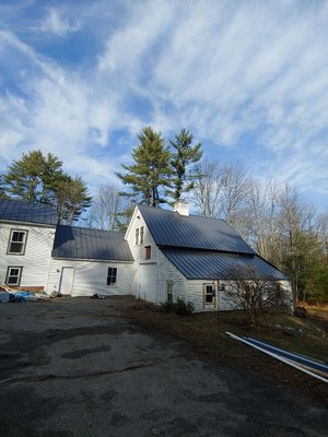 Standing seam metal roofing