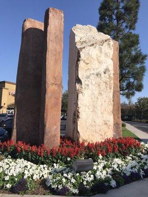 Nice artistic monument decorating this strip mall