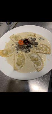 Mushroom raviole