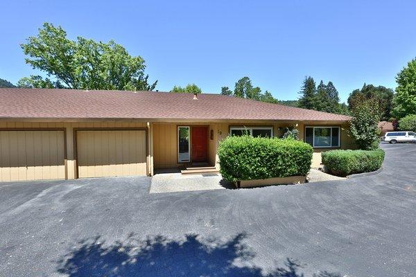 Boulder creek Golf course condo. Seller saved $12.000