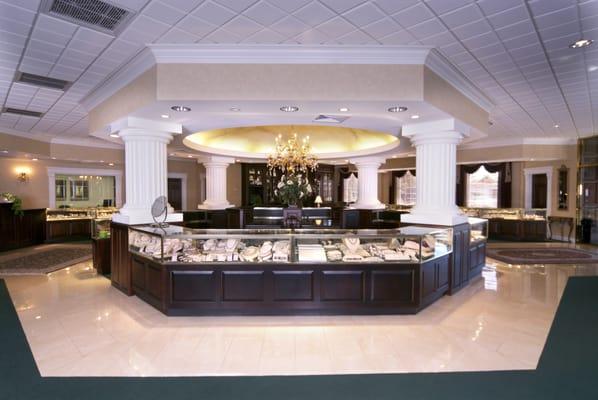 Inside Wade's Jewelers