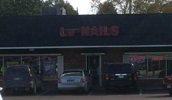 Le Nails Salon