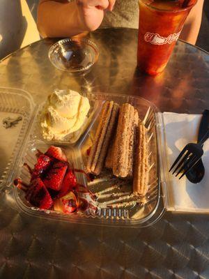 Churros and mangonada