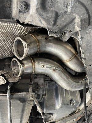 VRSF catless downpipes installed on my 07 E90 335i.