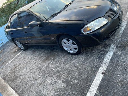 2005 Nissan Sentra. Cold AC , smooth engine and transmission. Clean outside n inside. Low miles 96k. $2300