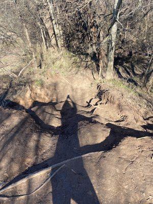 Steep downhill trail to the beach