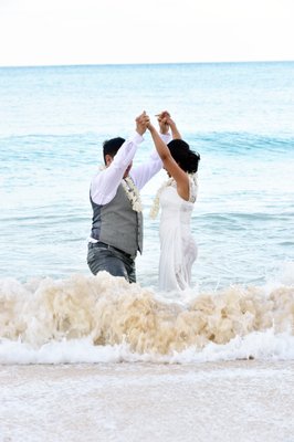 Amazing Hawaii Weddings Photographer  Tommy de Harne