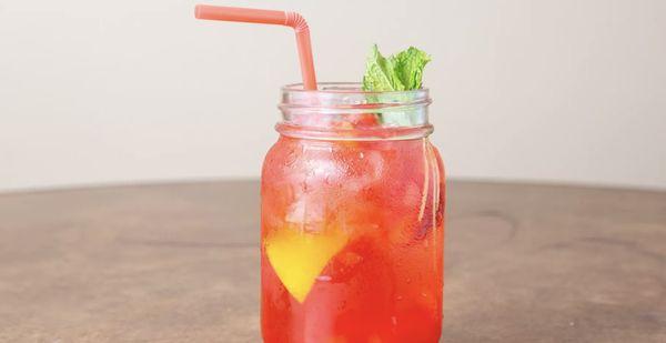 strawberry lemonade