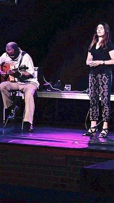 The beautiful, soulful voice of Jessica lee and Uber talented jazz guitarist Mark Strickland!