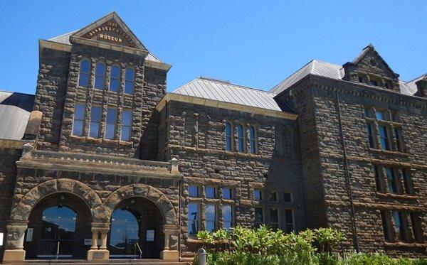 Visit Bishop Museum with LeaLea Trolley hop-on hop-off Trolley in Honolulu