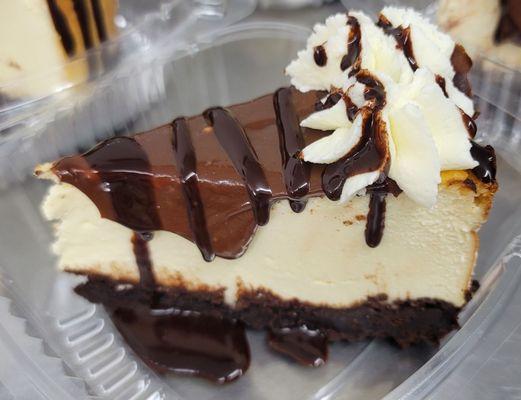 Brownie Fudge Cheesecake