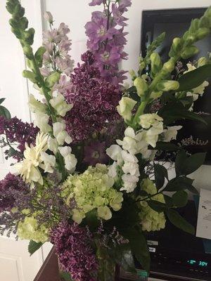 Stunning lilacs and snapdragons.