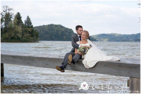 A wedding at Meadhaven on the lake.