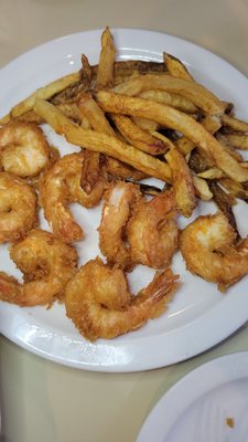 Shrimp and fries! They were good.