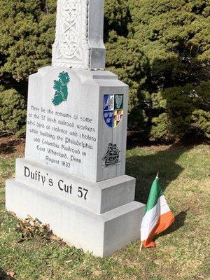 West Laurel Hill Cemetery