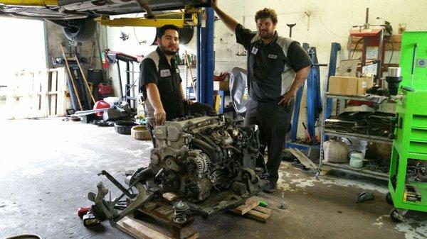 Malibu engine pull... Edwin and Blake pose for a pic then go for lunch