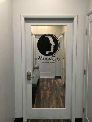 MoonGlo at Blue Moon Project: Injectables, HydroVortex facial, Ultrasound Lifting Treatments, Microdermabrasion,