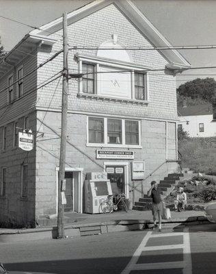 Rockport Coners Shop in 1975