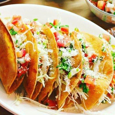 Enjoy amazing beef oh chicken tacos!