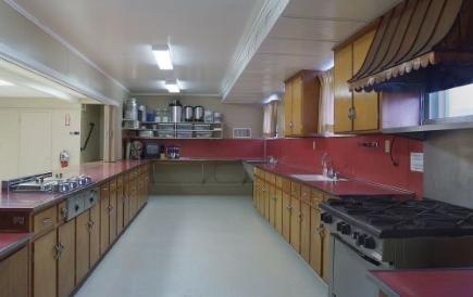 First-floor fully-equipped kitchen.