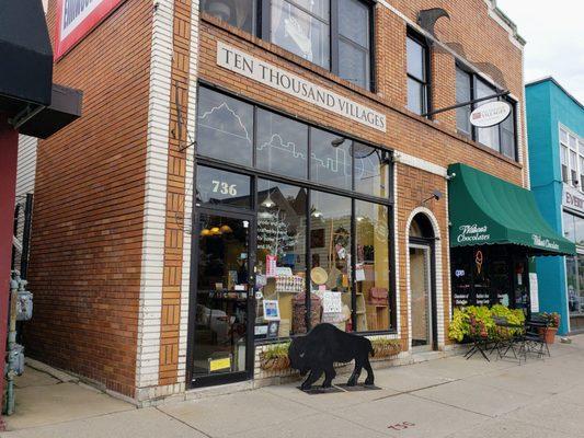 Storefront for Ten Thousand Villages Elmwood