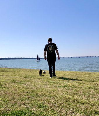 Last week playing with the pup, watching the boats and enjoying the nice weather! Love it out here!