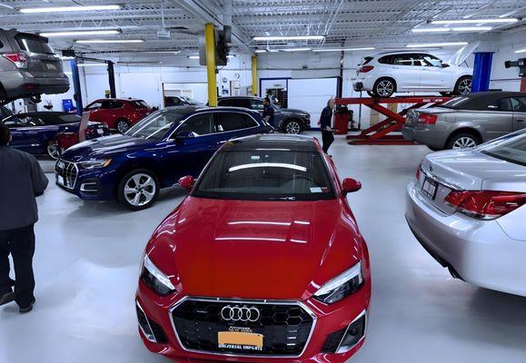 Our newly redone service area is perfect to meet your vehicle's needs.