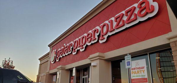 Peter Piper Pizza