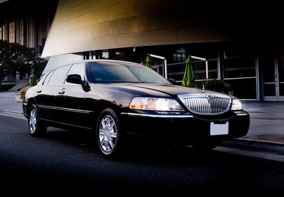 24 HOURS TAXI AND LIMO CAR SERVICE