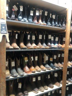 Cavender's Western Outfitter