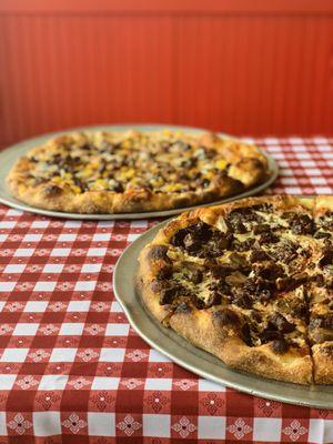 Best sellers: The Meat Out and Supreme, featuring house-made dough, sauce and toppings.