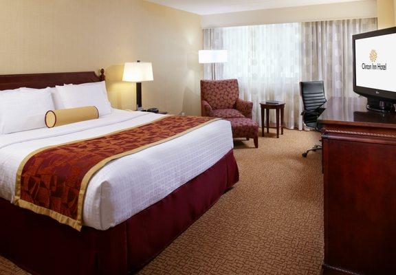 Clinton Inn Hotel and Event Center King Bed