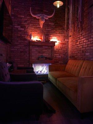 Flame House has a beautiful ambience. It's the perfect place to relax drinking wine and smoking hookah.