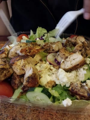 Caesar salad with chicken