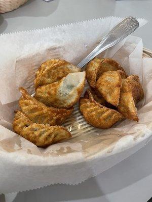 Vegetable Momos (fried)