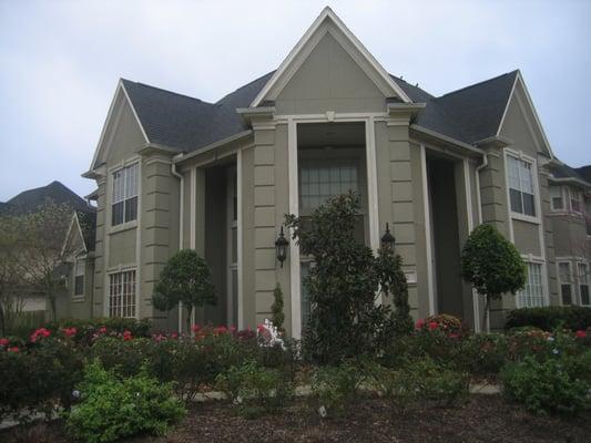 power washing stucco home in Katy Texas before