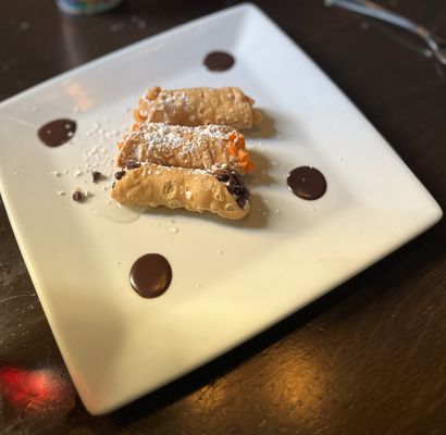 Mini Cannoli Trio