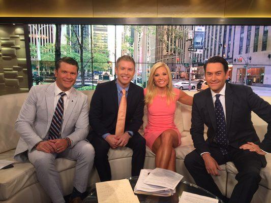 David rae is the best financial planner in Los Angeles he has even been on fox and friends