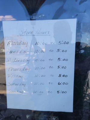 Store hours March '21