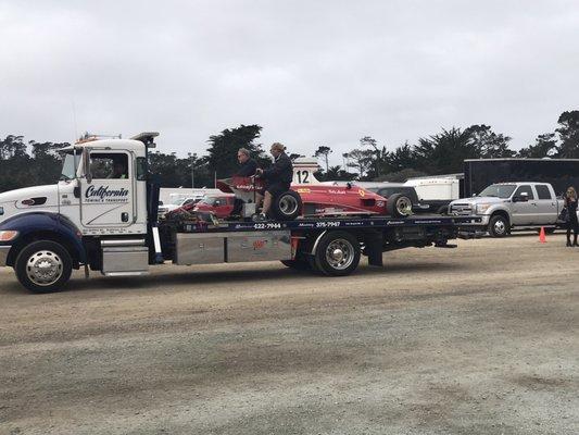 These tow trucks drivers are on top of there game