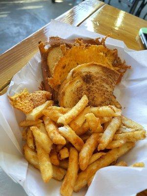 Grilled cheese and fries