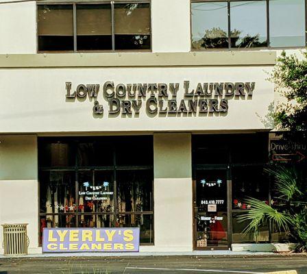 Low Country Laundry and Dry Cleaners