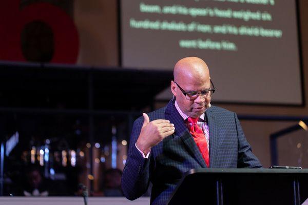 Pastor Thaddeus Eastland Preaching