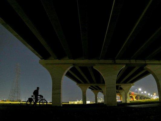 Some urban bike touring photography from local photo tour