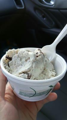 Small cup with two scoops of cookies and cream