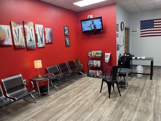 Waiting area at Augusta Barber Post. Formerly DVBS. New address 3351 Wrightsboro Rd. Ate 204 in Broyhill Park business complex.