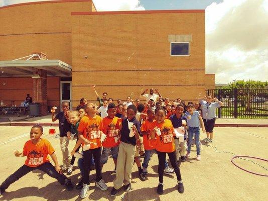 The Klean Klub Sponsored the snacks at Holmquist Elementary feild day.