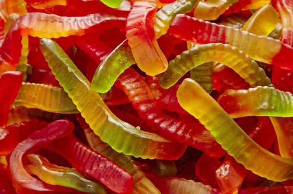 Gummy worms  topping