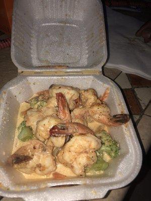 Sauté Shrimp and broccoli