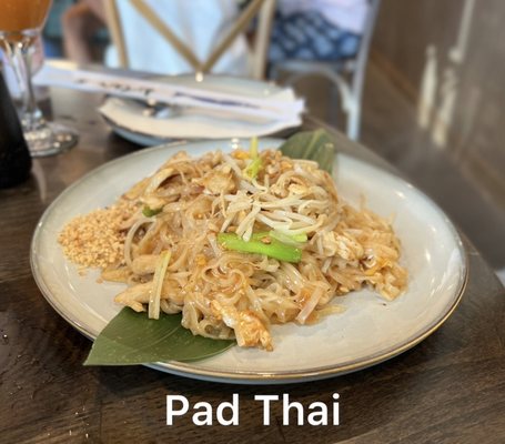 Pad Thai $13 w/ Chicken +$2 ~ great tasting Pad Thai ~